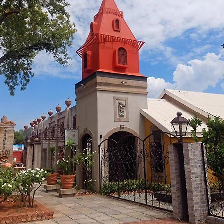 Art And Soul Restaurant, Accommodation, French Bar And Art Gallery Parys Buitenkant foto