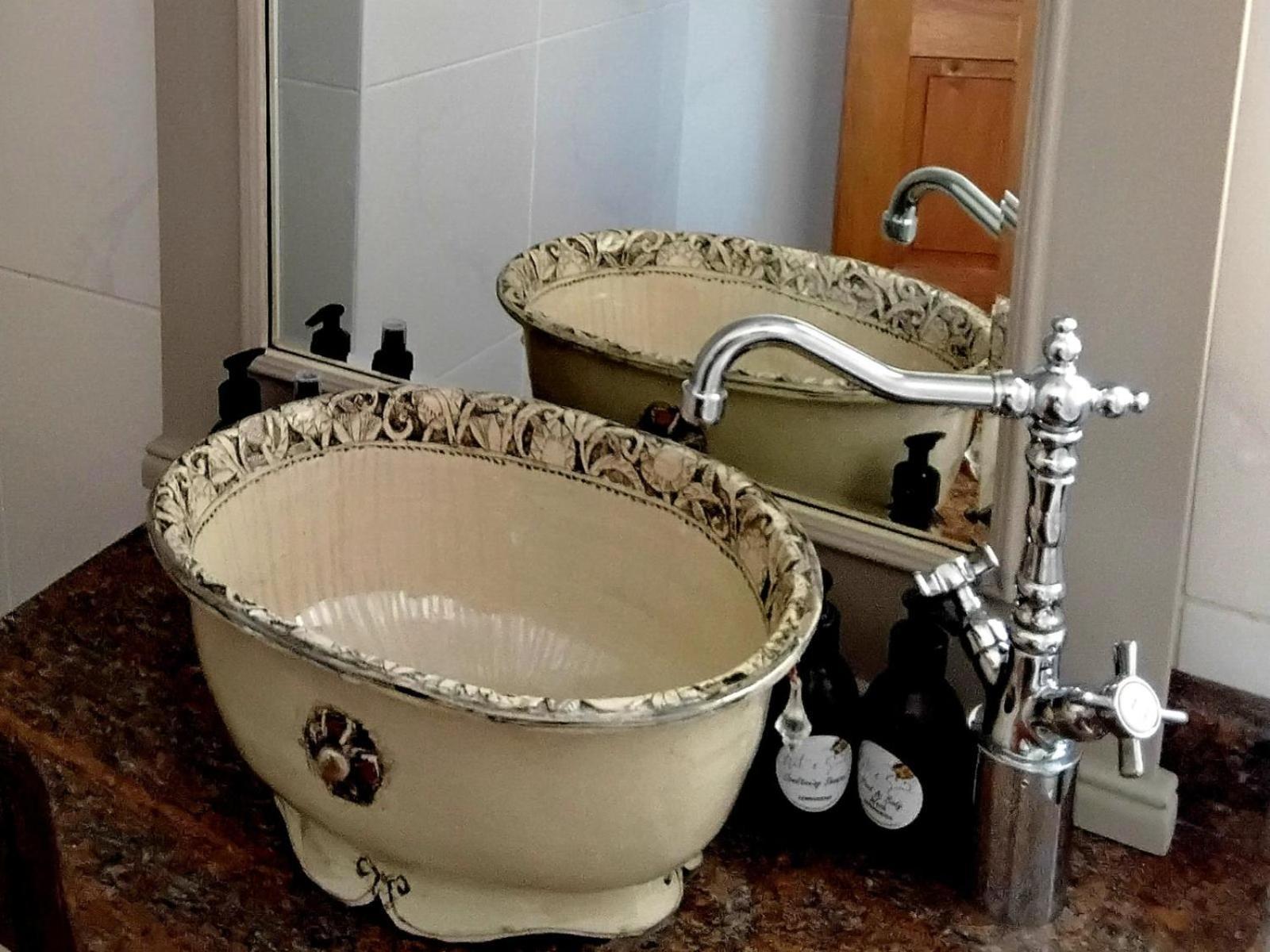 Art And Soul Restaurant, Accommodation, French Bar And Art Gallery Parys Kamer foto