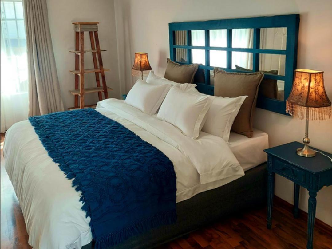 Art And Soul Restaurant, Accommodation, French Bar And Art Gallery Parys Kamer foto