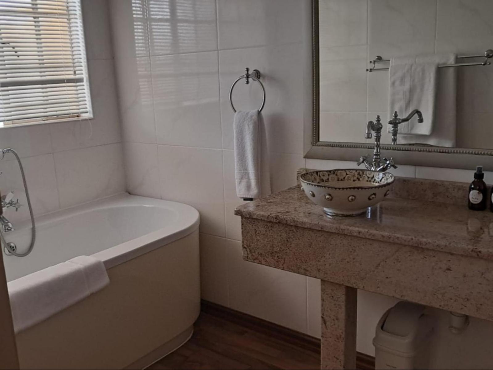 Art And Soul Restaurant, Accommodation, French Bar And Art Gallery Parys Kamer foto
