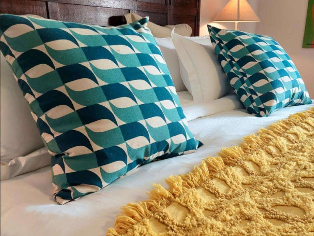 Art And Soul Restaurant, Accommodation, French Bar And Art Gallery Parys Kamer foto