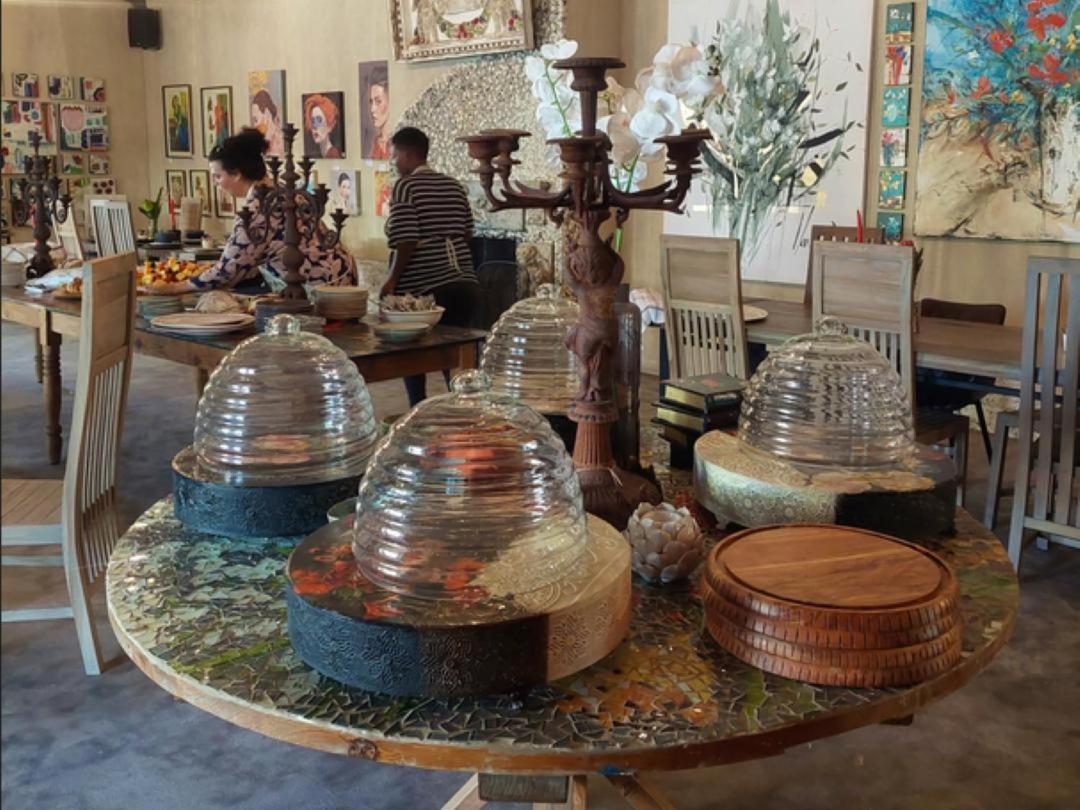Art And Soul Restaurant, Accommodation, French Bar And Art Gallery Parys Buitenkant foto